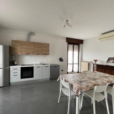 Casa Luigi - Appartamenti A Peschiera Del Garda Exterior foto