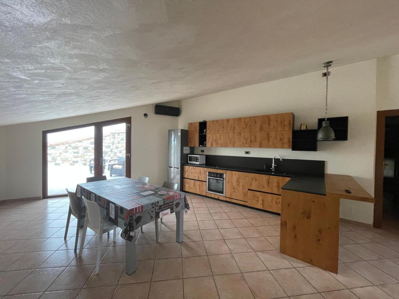 Casa Luigi - Appartamenti A Peschiera Del Garda Exterior foto
